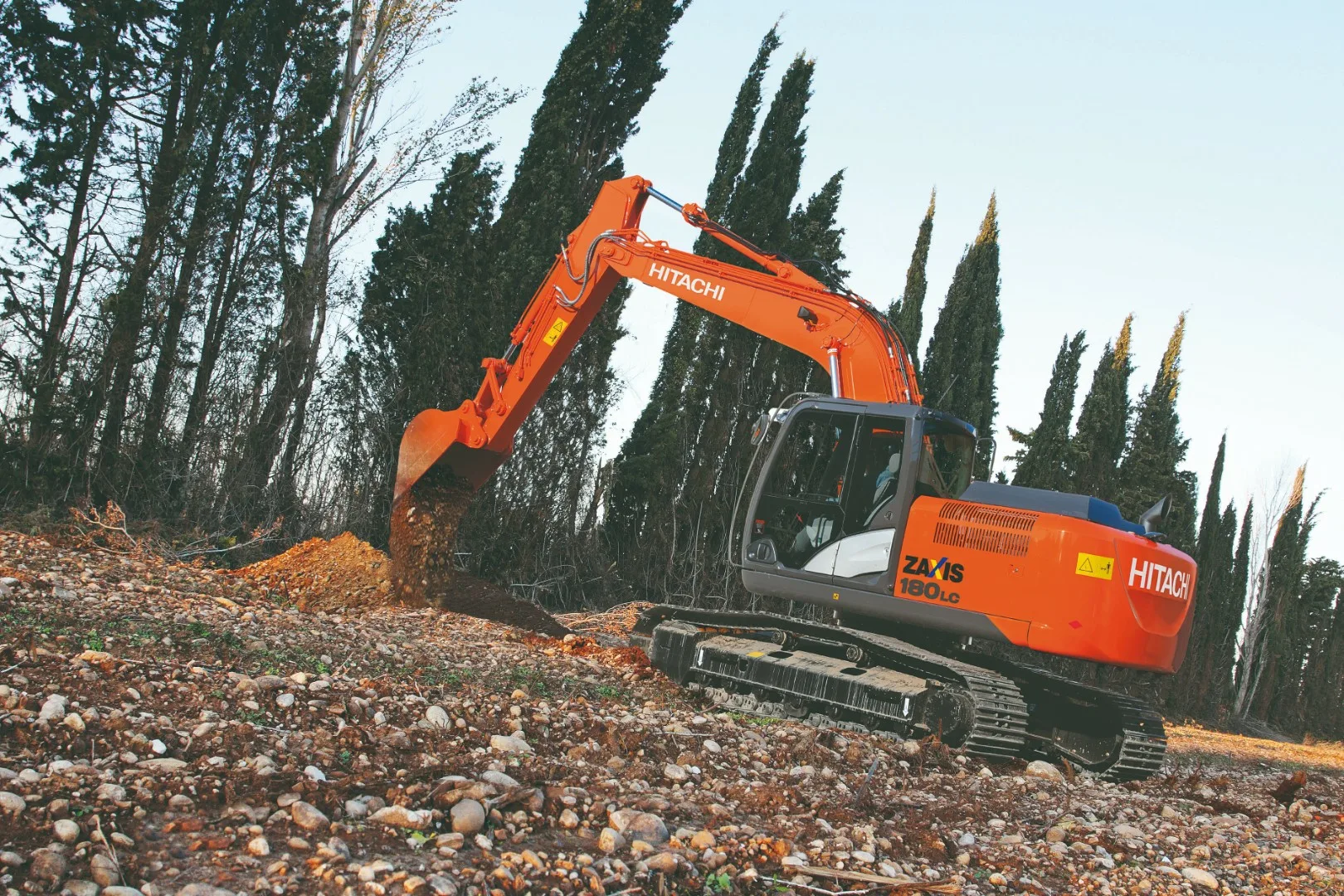 Гусеничный экскаватор HITACHI ZX-180LCN-5G
